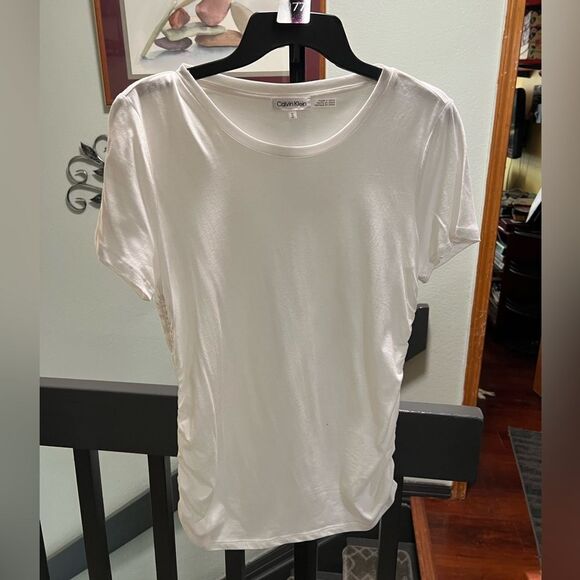 EUC Medium Calvin Klein Women's White Top #077 - Picture 1 of 4